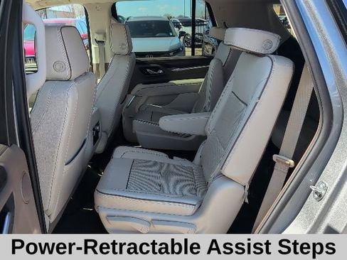 Used 2023 GMC Yukon Denali image 13