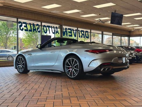 Used 2022 Mercedes-Benz SL 55 AMG 4MATIC image 7