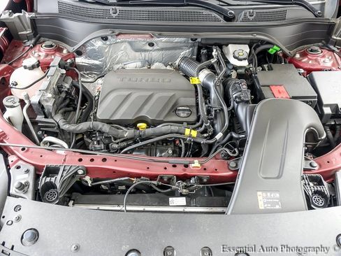 Used 2025 Chevrolet Trax RS w/ Driver Confidence Package image 24