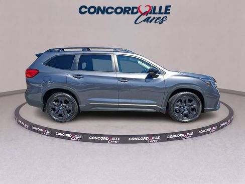 Used 2024 Subaru Ascent Onyx Edition w/ Popular Package Onyx AWD/4WD image 8
