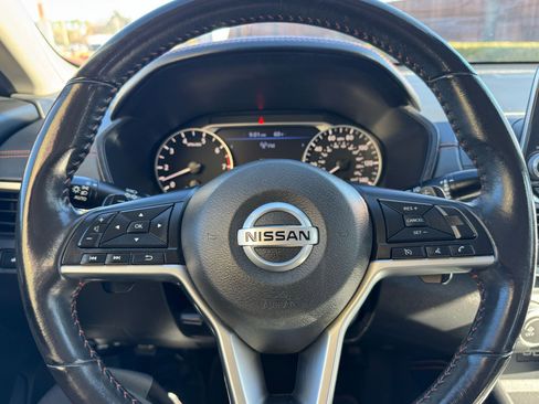 Used 2022 Nissan Altima 2.5 SR image 13