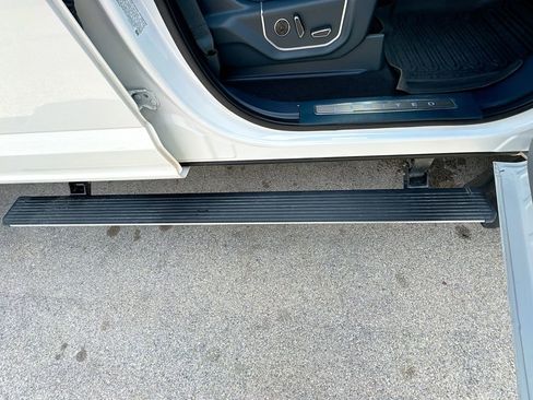 Used 2022 Ford F450 Limited w/ FX4 Off-Road Package image 37