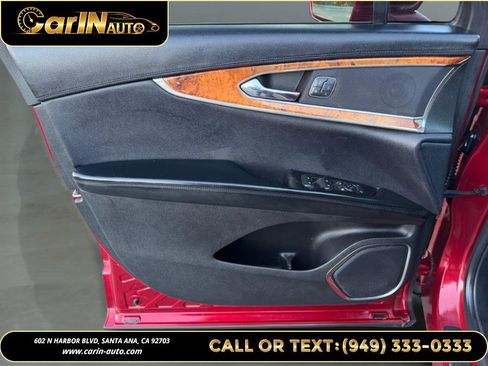 Used 2017 Lincoln MKX Select w/ Select Plus Package image 17