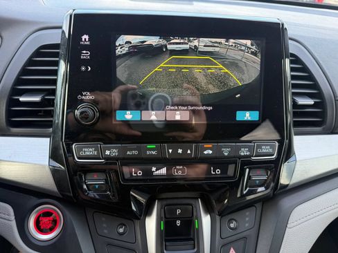 Used 2018 Honda Odyssey EX-L image 16