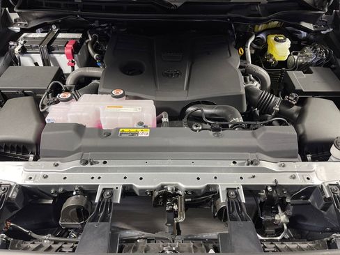 New 2026 Toyota Tundra SR5 RWD image 9