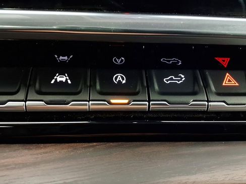 Used 2025 GMC Sierra 1500 SLT image 23