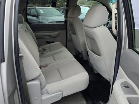 Used 2007 GMC Sierra 1500 SLE w/ SLE2 Audio Package image 12