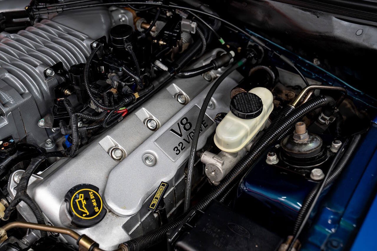 Used 2004 Ford Mustang Cobra RWD image 16
