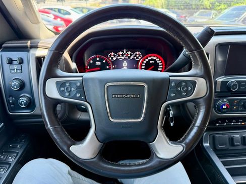 Used 2016 GMC Sierra 1500 Denali w/ Enhanced Driver Alert Package AWD/4WD image 24