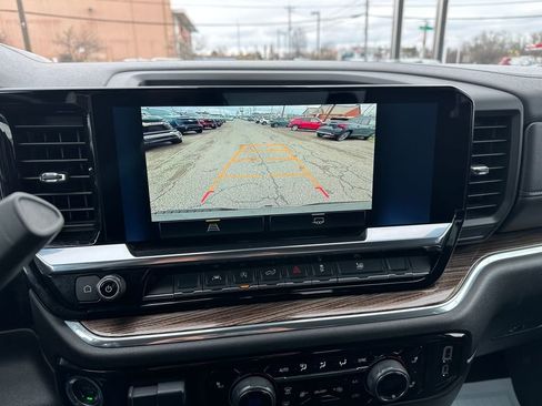 Used 2025 Chevrolet Silverado 1500 LT image 25