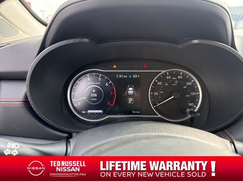 New 2025 Nissan Versa SR image 15