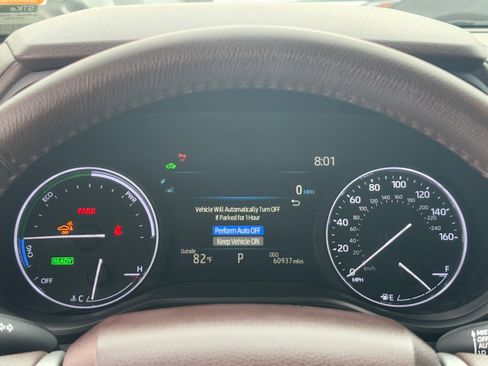 Certified 2022 Toyota Sienna Platinum image 23