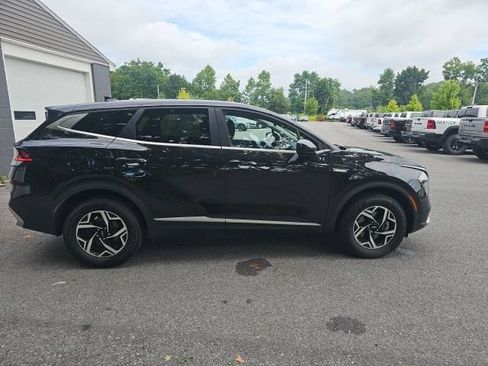 Used 2023 Kia Sportage LX AWD/4WD image 8