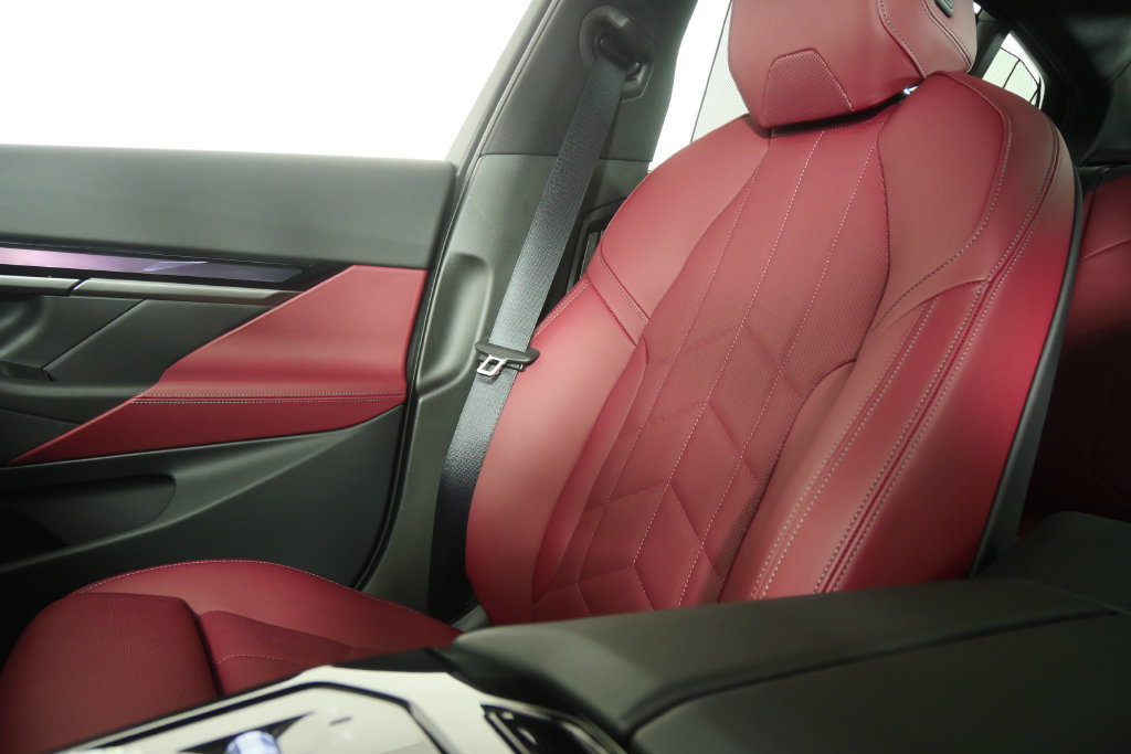 Certified 2026 BMW 530i RWD image 26