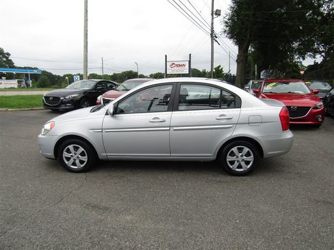 Used 2008 Hyundai Accent GLS FWD image 4