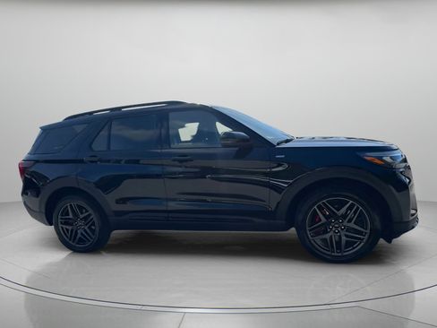 New 2026 Ford Explorer ST-Line w/ ST-Line Street Pack image 37