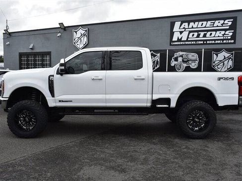 Used 2023 Ford F250 Lariat w/ FX4 Off-Road Package image 2