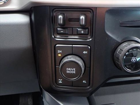 New 2026 Ford F250 XLT w/ XLT Premium Package AWD/4WD image 19