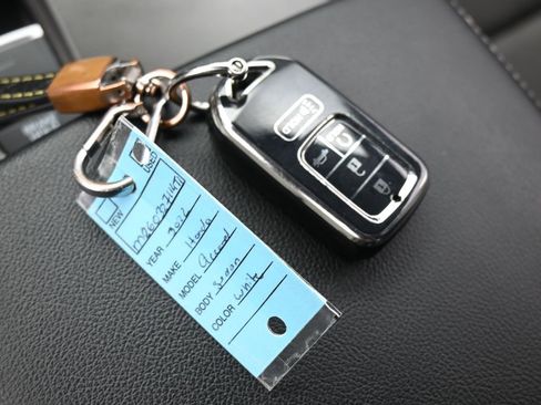 Used 2022 Honda Accord Sport image 25