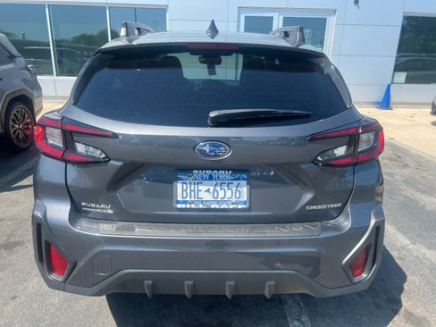 Used 2024 Subaru Crosstrek 2.5i Limited AWD/4WD image 6