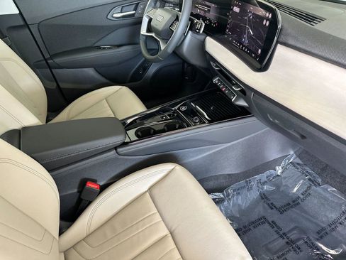 New 2026 Audi Q3 quattro 2.0T AWD/4WD image 15