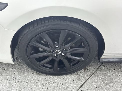 Used 2021 MAZDA MAZDA3 s image 47