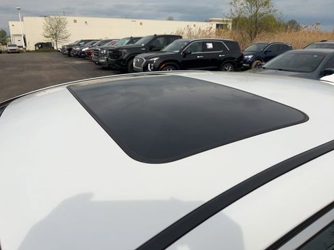 Used 2018 Hyundai Sonata Limited w/ Limited Ultimate Package 03 image 9