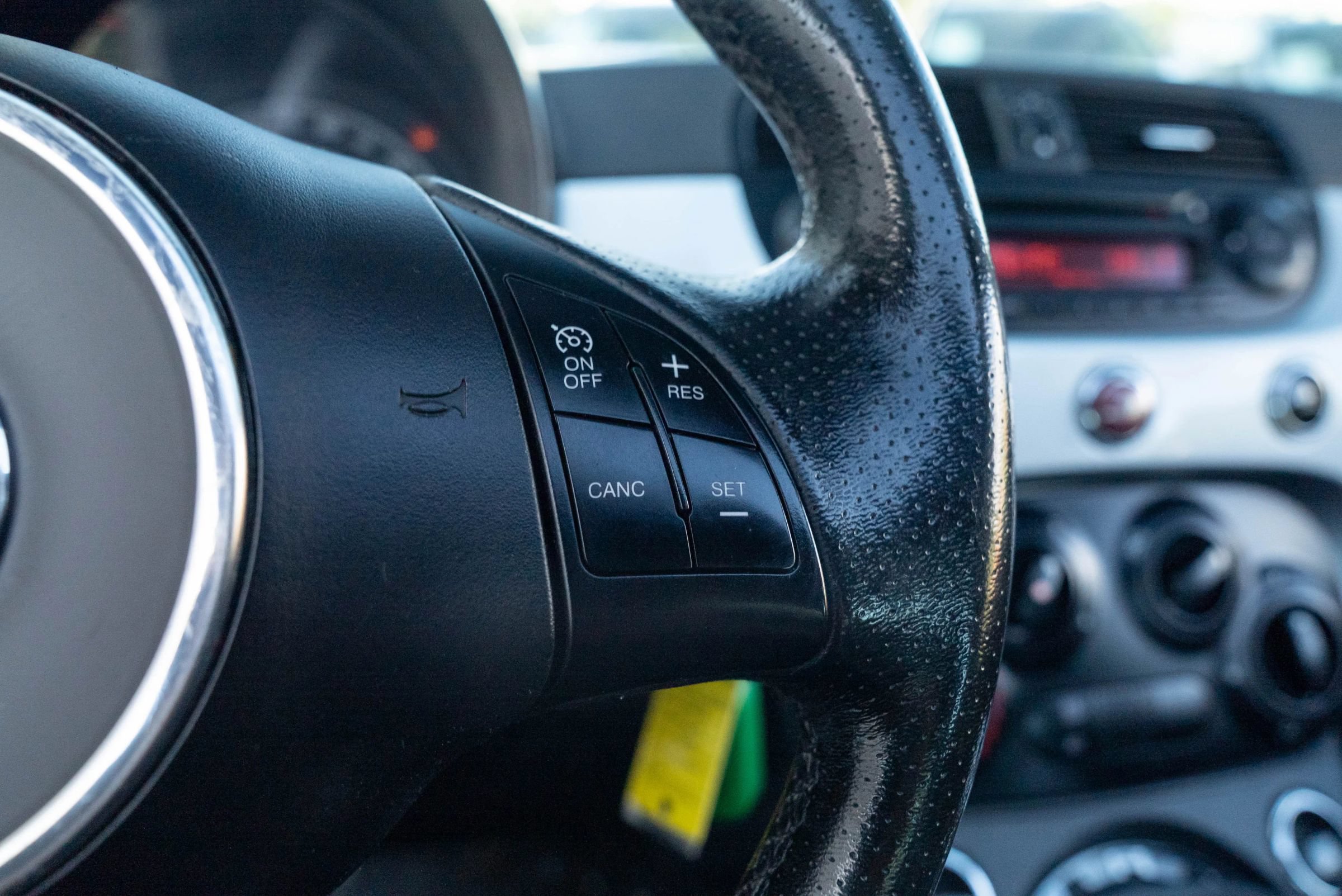 Used 2012 FIAT 500 Sport w/ Safety & Sound Pkg FWD image 29