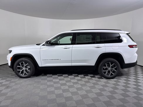 New 2025 Jeep Grand Cherokee L Limited image 11