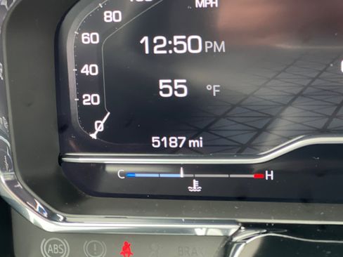 Used 2025 GMC Sierra 1500 SLE image 35