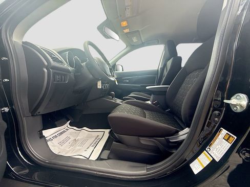 New 2026 Mitsubishi Outlander Sport LE AWD/4WD image 22