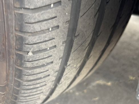 Used 2023 Volkswagen Tiguan SE image 24