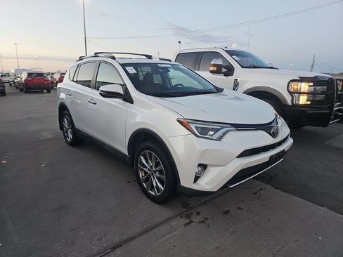 Used 2016 Toyota RAV4 Limited image 3