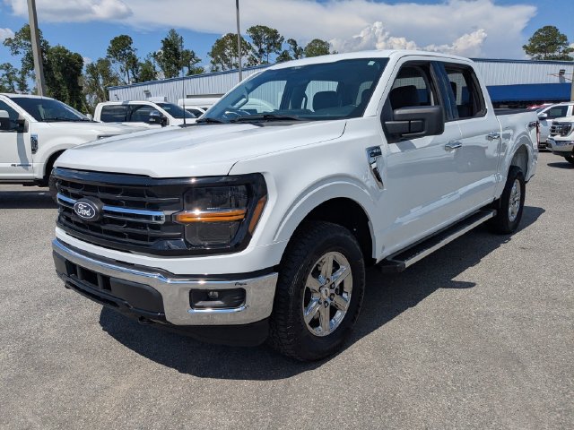 Used 2025 Ford F150 XLT w/ Equipment Group 301A Standard AWD/4WD image 8