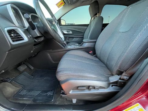 Used 2017 Chevrolet Equinox LT w/ Convenience Package image 13