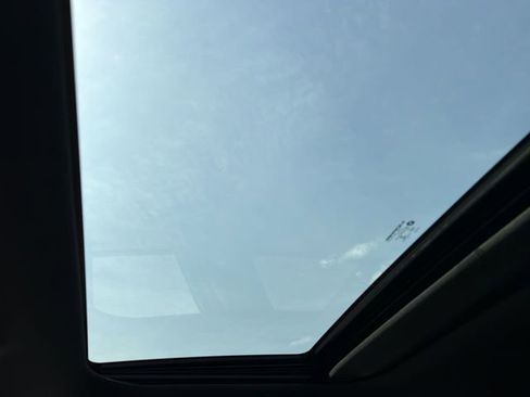 New 2026 Jeep Grand Cherokee Altitude image 22