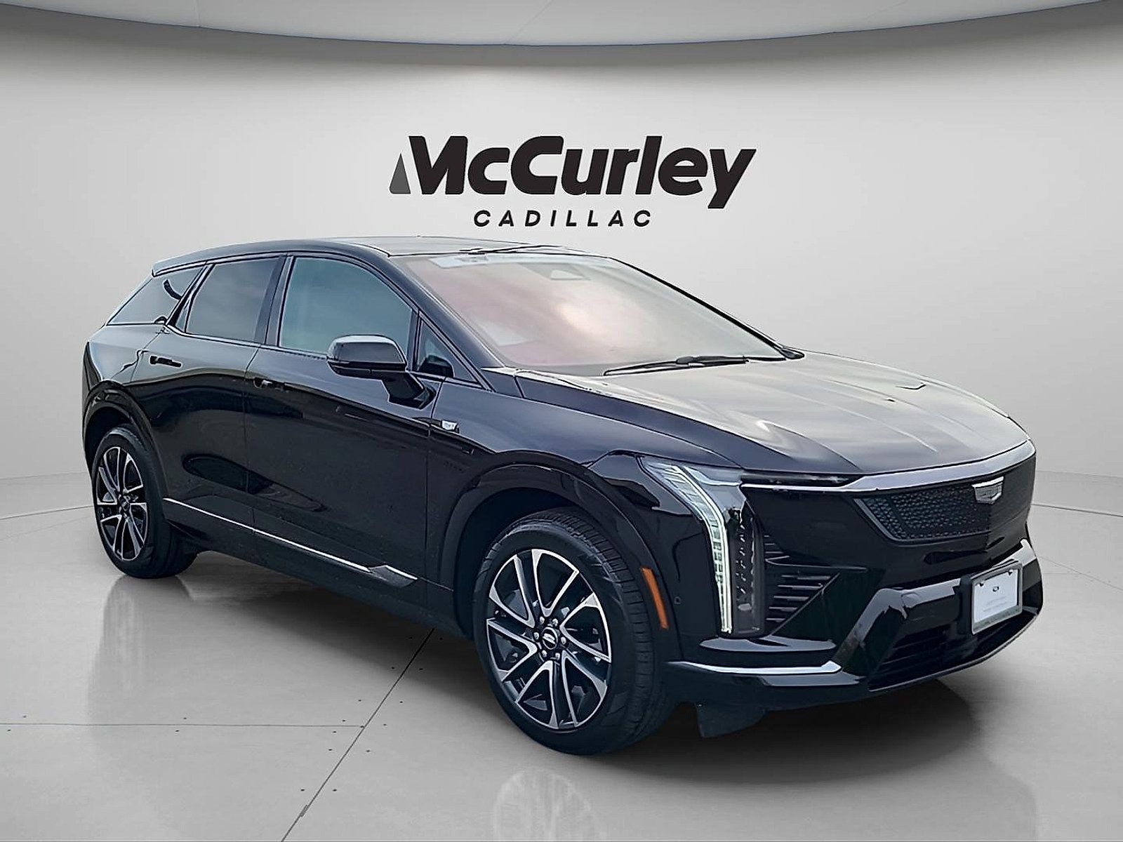 Certified 2026 Cadillac Optiq Sport 1 AWD/4WD image 1