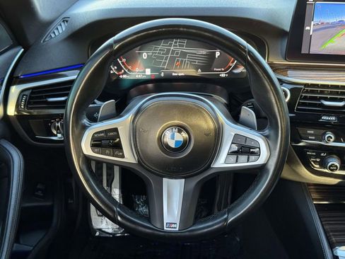 Used 2023 BMW 540i w/ M Sport Package image 9