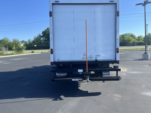 New 2024 Ford E-450 and Econoline 450 Super Duty w/ Power Windows & Locks Group image 6