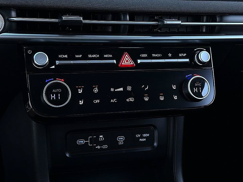 Certified 2026 Hyundai Tucson Limited AWD/4WD image 16