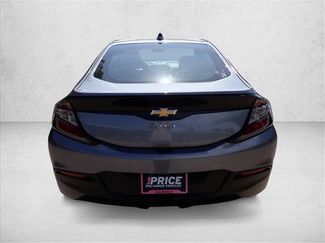 Used 2018 Chevrolet Volt LT w/ Comfort Package FWD video 3