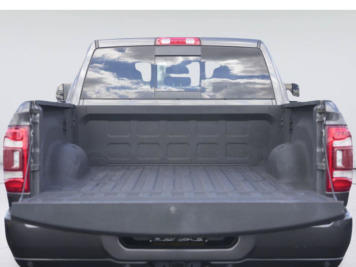 Used 2022 RAM 2500 Laramie AWD/4WD image 31