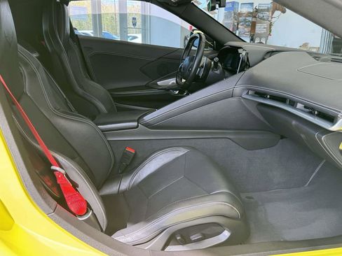 Used 2021 Chevrolet Corvette Stingray Coupe w/ 1LT RWD image 15