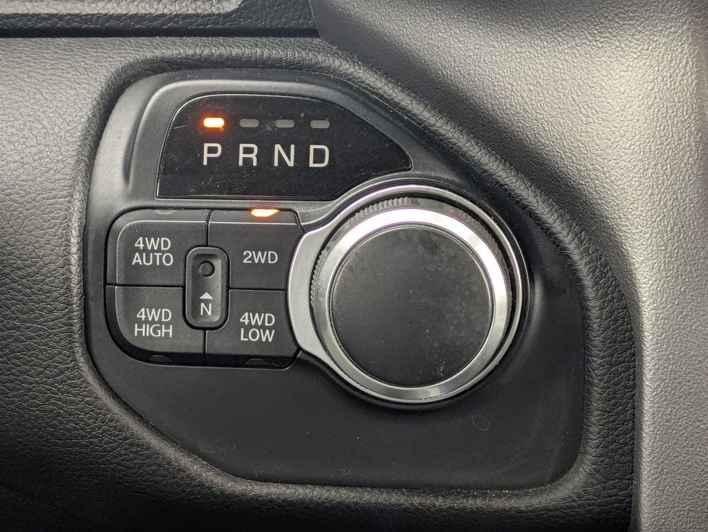 Used 2020 RAM 1500 Big Horn AWD/4WD image 22