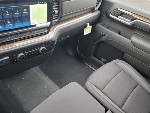 New 2026 Chevrolet Silverado 1500 LT w/ Convenience Package II AWD/4WD image 23