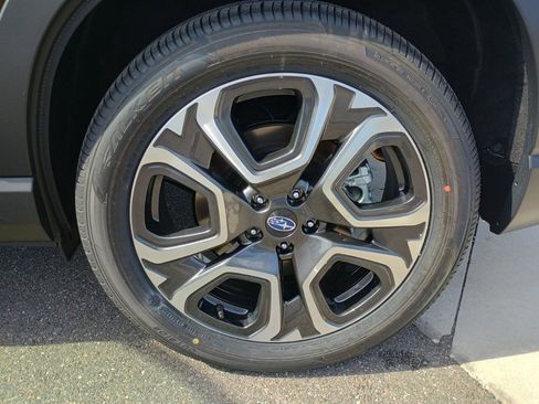 New 2026 Subaru Ascent Limited image 7