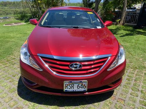 Used 2012 Hyundai Sonata GLS FWD image 2