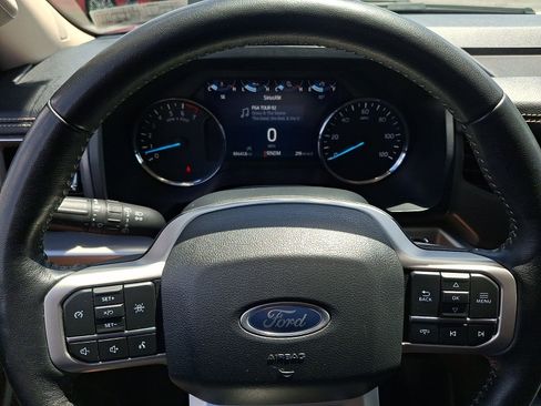 Certified 2024 Ford Expedition XLT AWD/4WD image 20