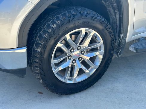 Used 2019 GMC Sierra 1500 SLE w/ SLE Value Package RWD image 9