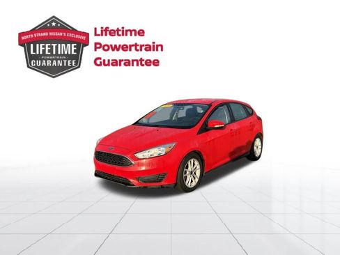 Used 2016 Ford Focus SE image 1